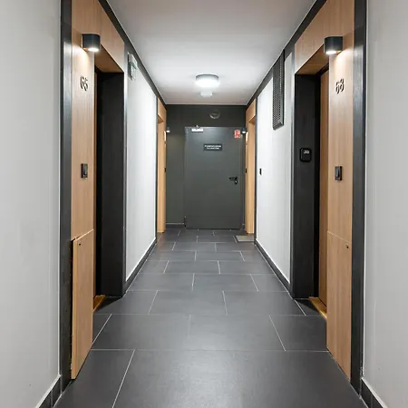 Modern Space Cosy Studio